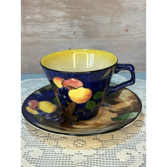 H&K Tukstall England ‘Autumn’ Pattern Teacup & Saucer - Hand Painted - Picture 6 of 7